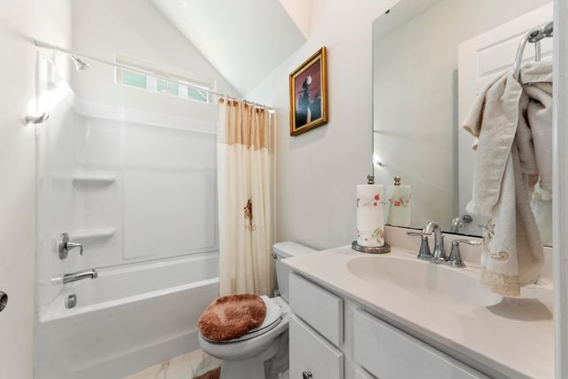 204 Magnolia Garden Drive, Summerville, SC 29483