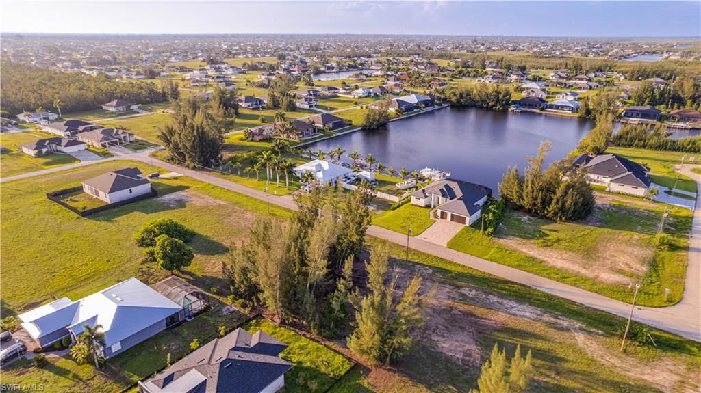 Image 14 of property listing at 4319 NW 23rd TER, Cape Coral, FL 33993