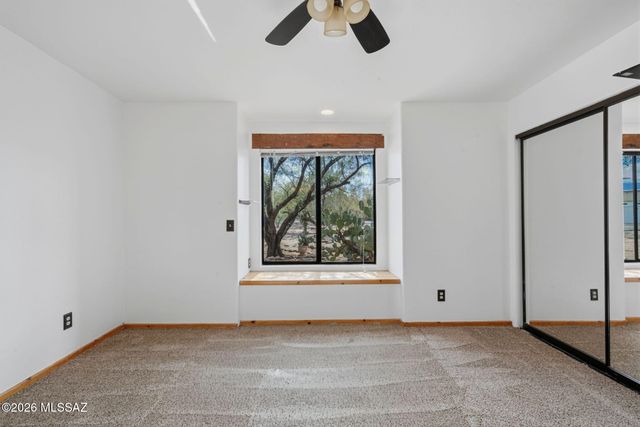 11201 E Hash Knife Circle, Tucson, AZ 85749