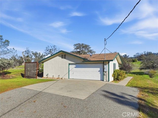 29951 N Lilley Way, Coarsegold, CA 93614