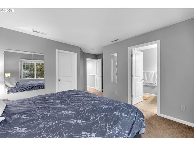 308 Ne NEWHOUSE Rd, Vancouver, WA 98663