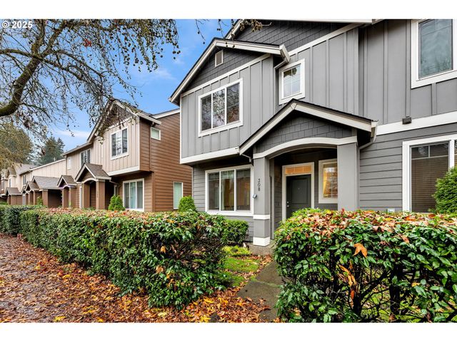 308 Ne NEWHOUSE Rd, Vancouver, WA 98663