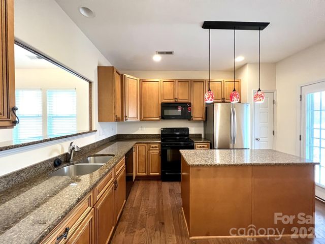 11017 Hat Creek Lane, Kannapolis, NC 28036