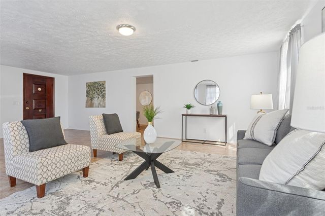 8105 ALPINE AVENUE, Tampa, FL 33619