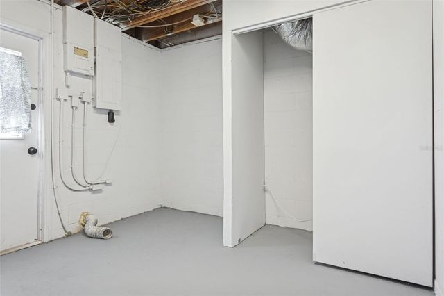 8105 ALPINE AVENUE, Tampa, FL 33619