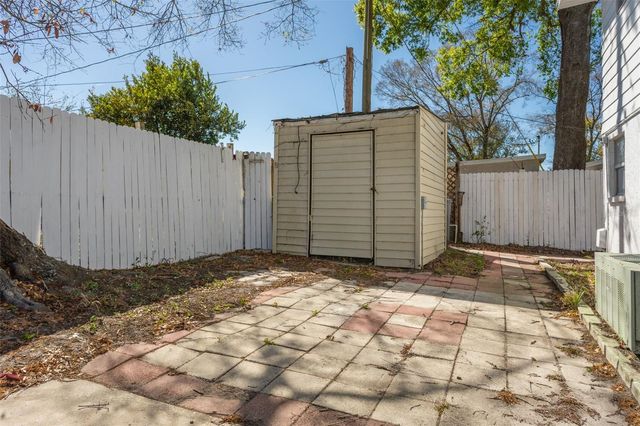 8105 ALPINE AVENUE, Tampa, FL 33619