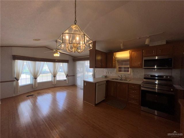 98 Lampshire Avenue, Mission, TX 78572