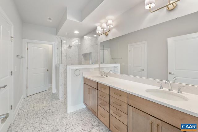 939 ADDLE HILL RD, Crozet, VA 22932