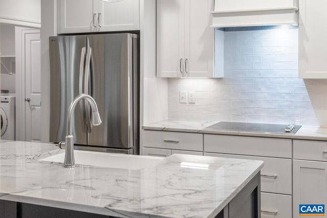 939 ADDLE HILL RD, Crozet, VA 22932