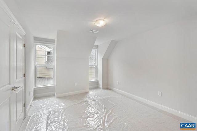 939 ADDLE HILL RD, Crozet, VA 22932