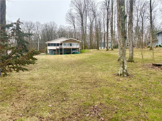 228 Latonka Dr, Jackson Twp, PA 16137