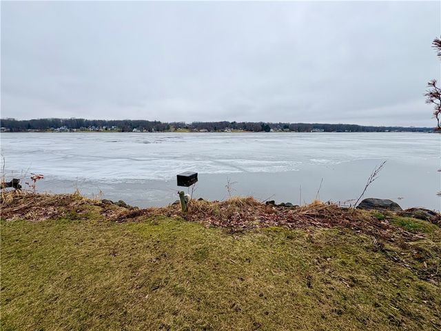 228 Latonka Dr, Jackson Twp, PA 16137