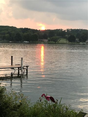 228 Latonka Dr, Jackson Twp, PA 16137