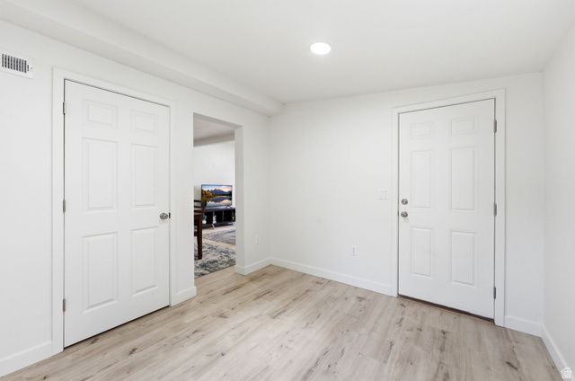 1614 W SUNSET AVE, West Valley City, UT 84119