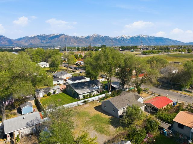 1614 W SUNSET AVE, West Valley City, UT 84119