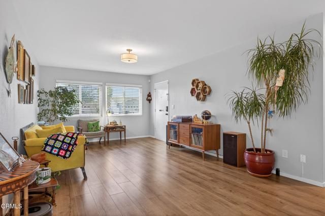 2206 Sanchez Drive, Camarillo, CA 93010