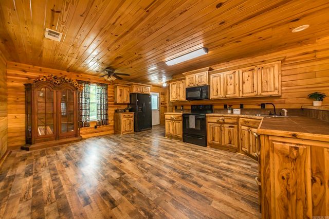3383 Lewisburg Road, Austin, AR 72007