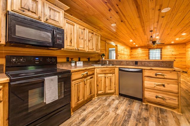 3383 Lewisburg Road, Austin, AR 72007