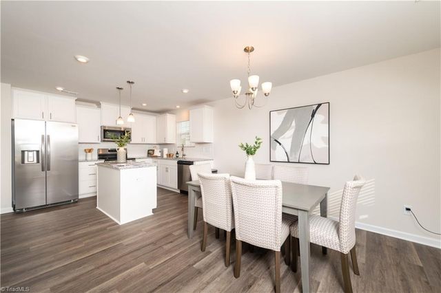 1682 Little Creek Circle, Winston-salem, NC 27103