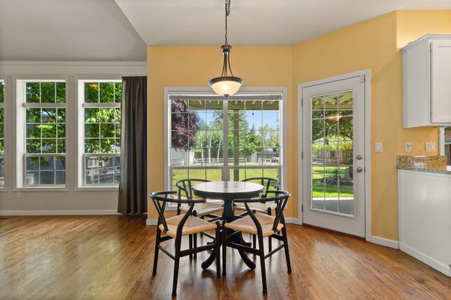 550 Carriage Lane, Jacksonville, OR 97530