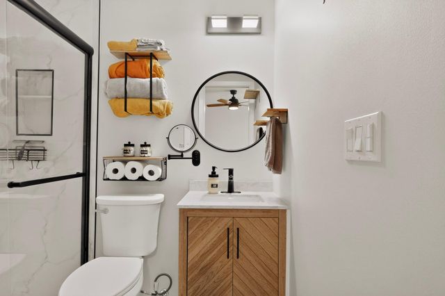 6206 WAGON BEND TRL, Austin, TX 78744