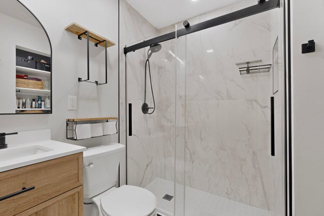 6206 WAGON BEND TRL, Austin, TX 78744