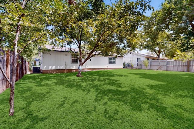 6206 WAGON BEND TRL, Austin, TX 78744