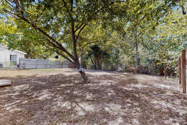 6206 WAGON BEND TRL, Austin, TX 78744