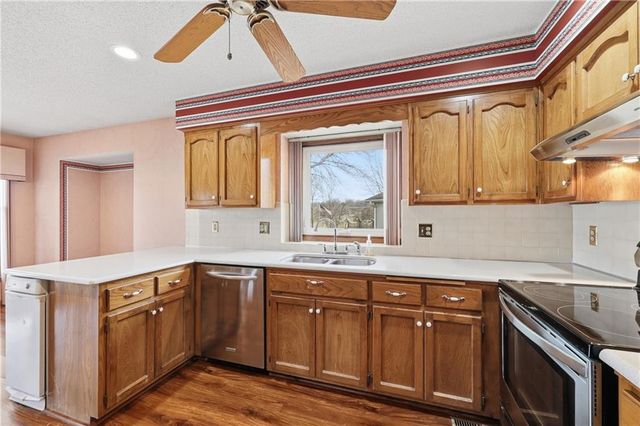 3307 NW Shannon Court, Blue Springs, MO 64015