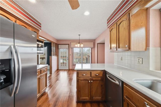 3307 NW Shannon Court, Blue Springs, MO 64015