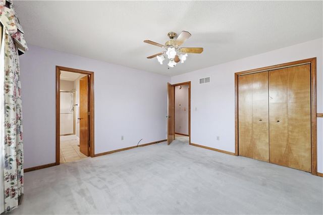 3307 NW Shannon Court, Blue Springs, MO 64015