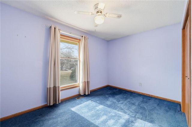 3307 NW Shannon Court, Blue Springs, MO 64015