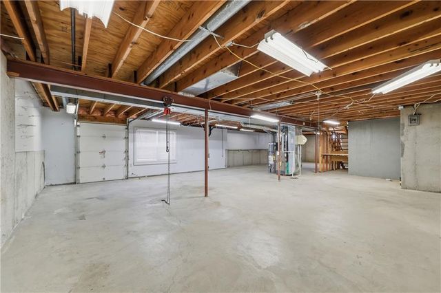 3307 NW Shannon Court, Blue Springs, MO 64015