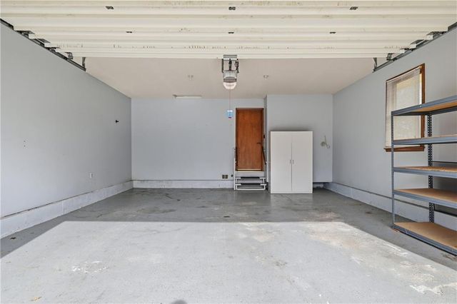 3307 NW Shannon Court, Blue Springs, MO 64015