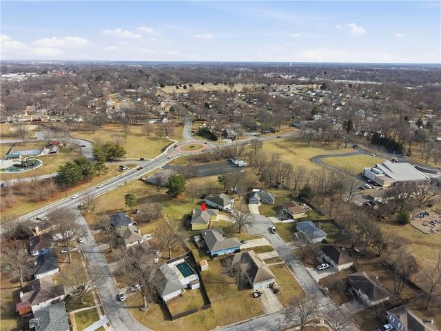 3307 NW Shannon Court, Blue Springs, MO 64015