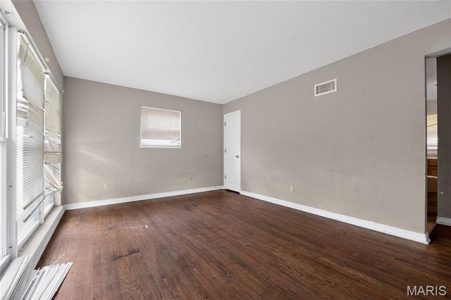 11617 Larimore Road, St Louis, MO 63138