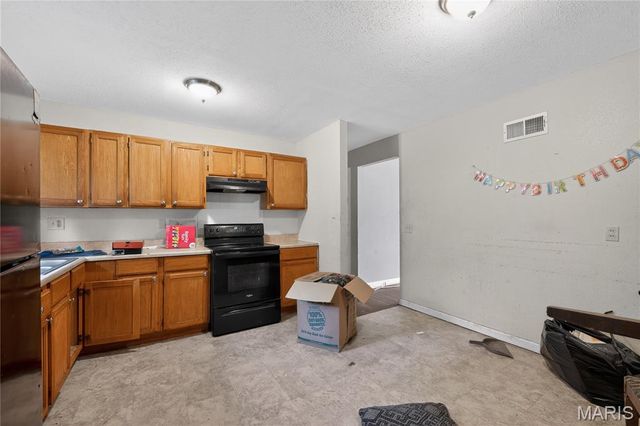 11617 Larimore Road, St Louis, MO 63138