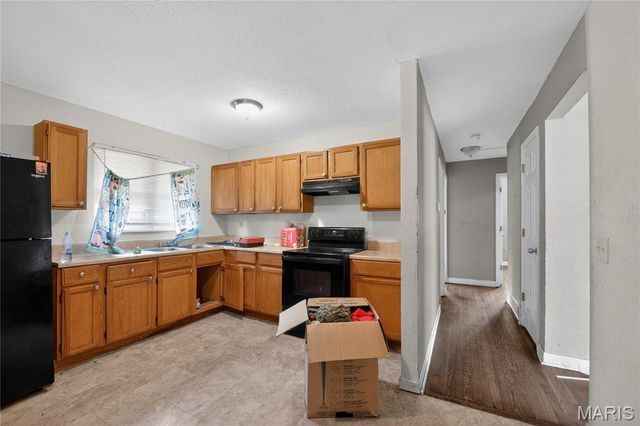 11617 Larimore Road, St Louis, MO 63138