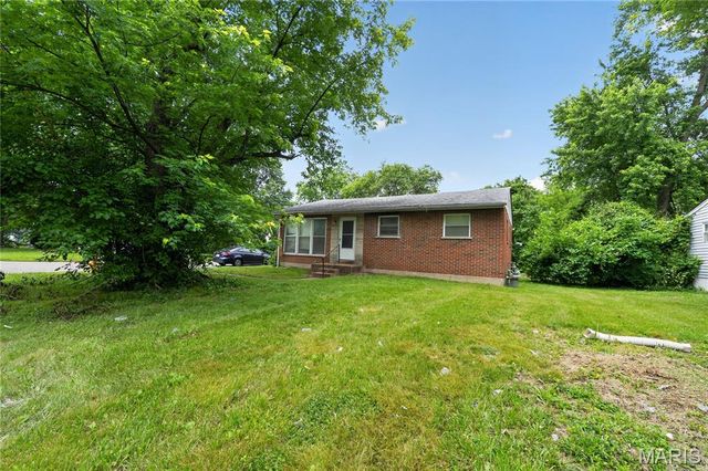 11617 Larimore Road, St Louis, MO 63138