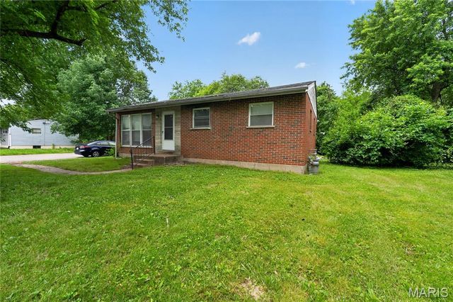 11617 Larimore Road, St Louis, MO 63138
