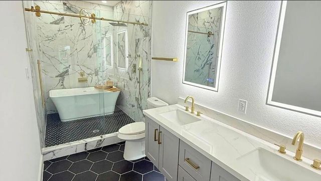 4117 Shelby Circle B, Houston, TX 77051