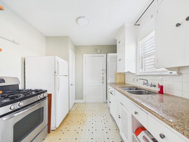 1920 Richmond Avenue 3, Houston, TX 77098