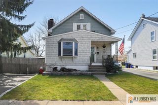 13 Buchman Street, Piscataway, NJ 08854