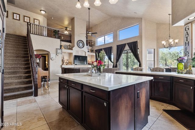 764 E IRMA Lane, Phoenix, AZ 85024