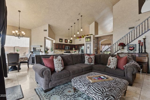 764 E IRMA Lane, Phoenix, AZ 85024