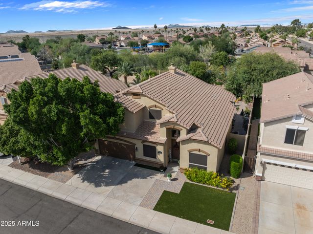 764 E IRMA Lane, Phoenix, AZ 85024