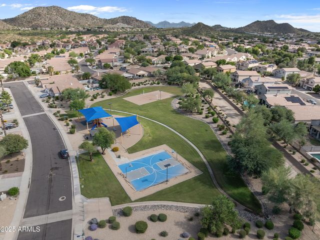 764 E IRMA Lane, Phoenix, AZ 85024