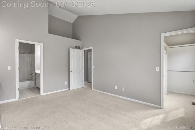 127 N Georgetown Square, Royal Oak, MI 48067