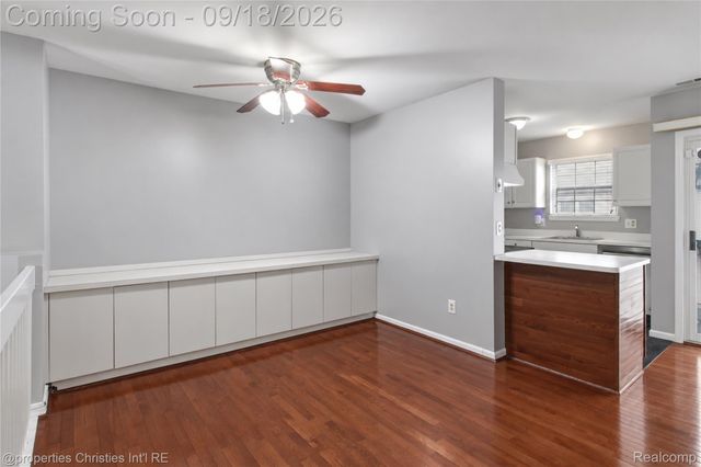 127 N Georgetown Square, Royal Oak, MI 48067