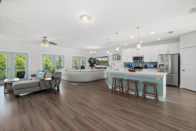 5124 Osceola Ave, St Augustine, FL 32080